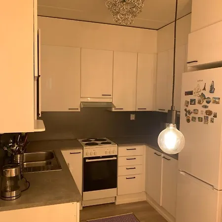 Spacious Next To Metro, Beach, Shopping Centre Διαμέρισμα